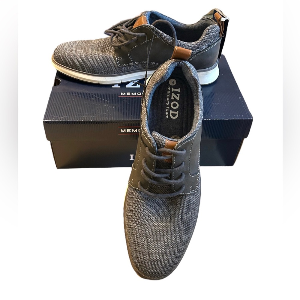 NIB IZOD Shoes Mens 8 Kyler Lace Up Memory Foam Casual Comfort Gray NWT